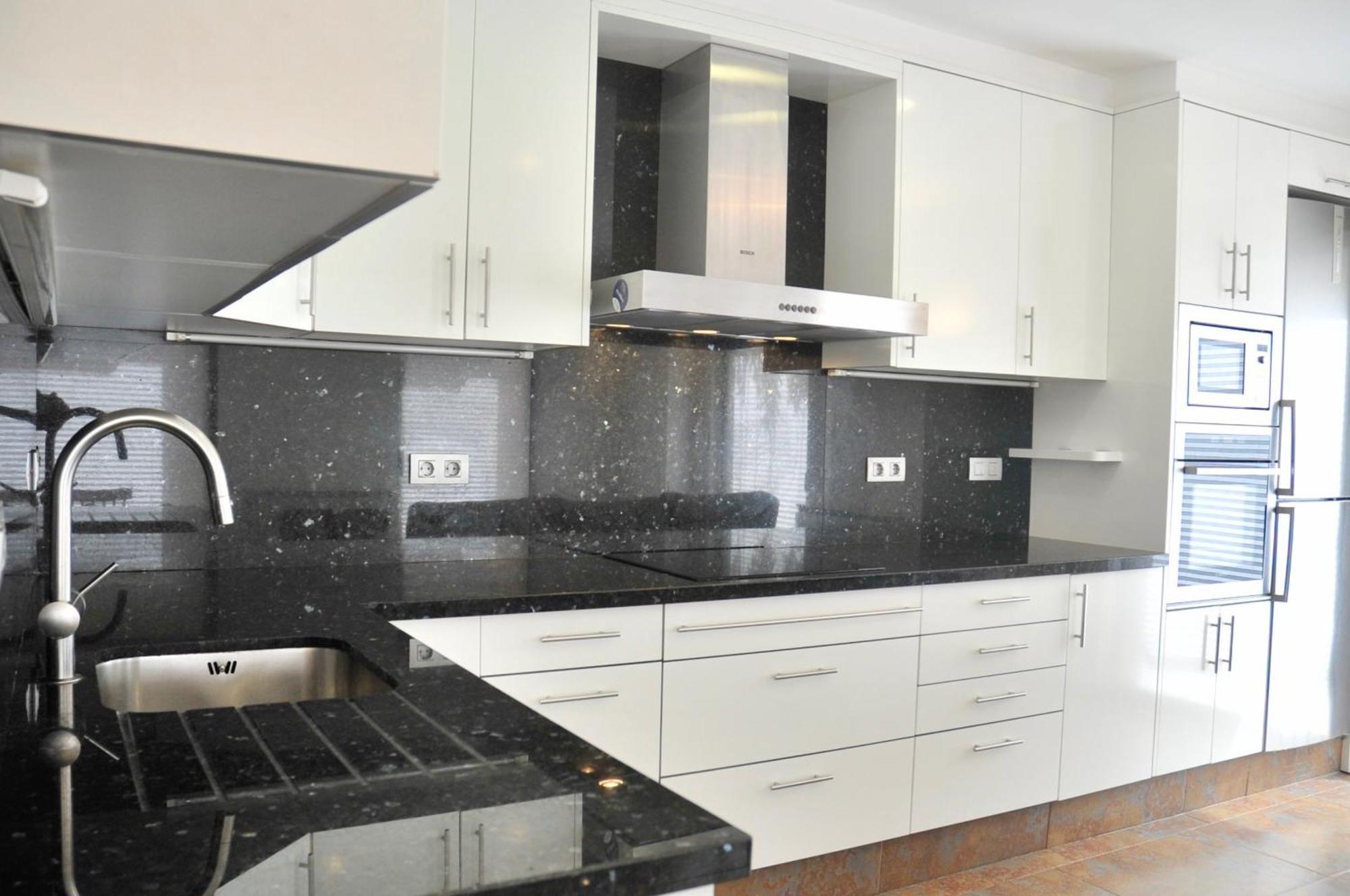 Residential Tourist Apartments Калдес д'Естрак Екстериор снимка